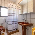 Apartament Dijana *